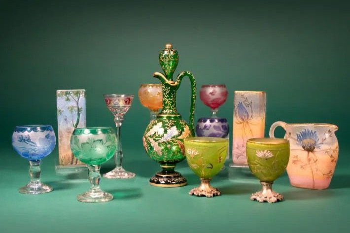 Timeless Elegance: 19th and 20th Century Vintage Glassware History